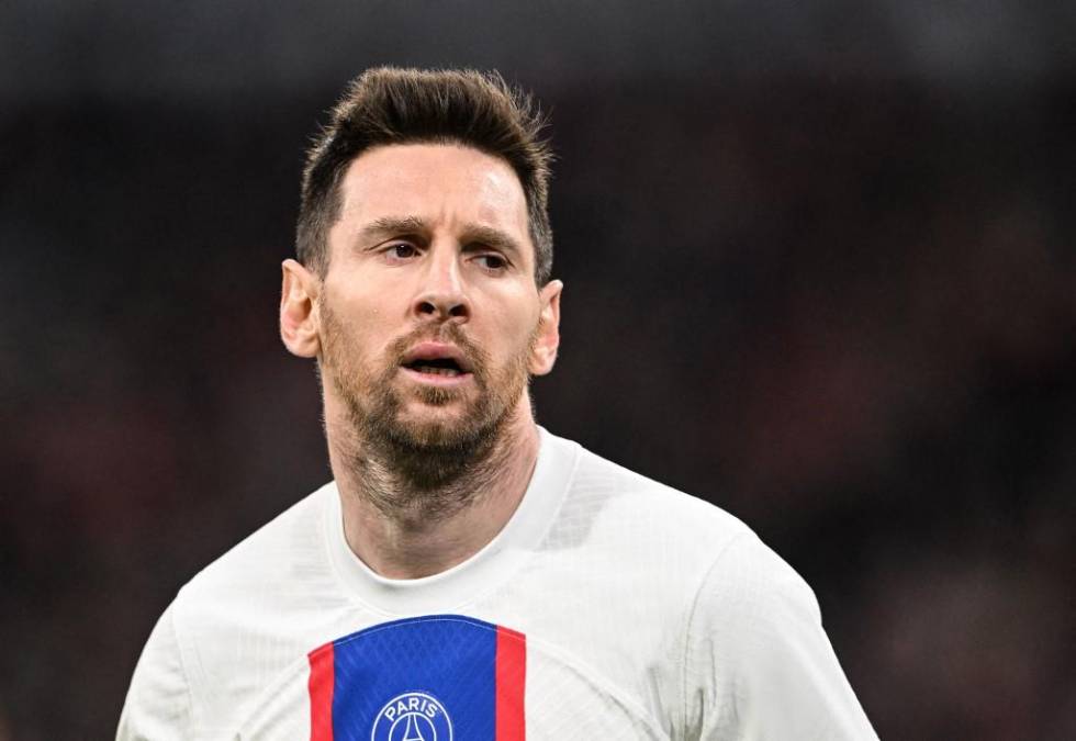 El futuro de Messi sigue en el aire. Finaliza su contrato con el PSG el próximo mes de junio y a estas alturas el argentino no ha renovado. Es por eso que la MLS ha entrado en la puja para ficharle.