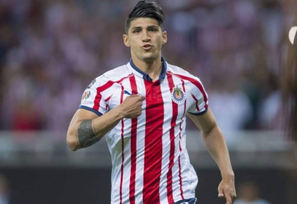 En 2016, cuatro hombres armados secuestraron al futbolista mexicano Alan Pulido cuando salía de una fiesta en Ciudad Victoria, Tamaulipas.<br/><br/>El hermano del deportista, Armando, contó que los delincuentes le contactaron en dos ocasiones para pedirle 6 millones de pesos mexicanos por la liberación del seleccionado nacional.