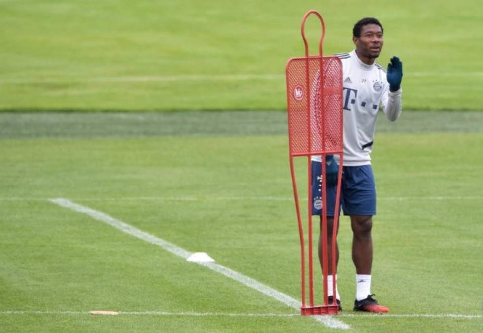 Bayern Munich's Austrian defender David Alaba attends a training session at the football team's training grounds in Munich, southern Germany, on May 5, 2020. (Photo by Christof STACHE / AFP)
