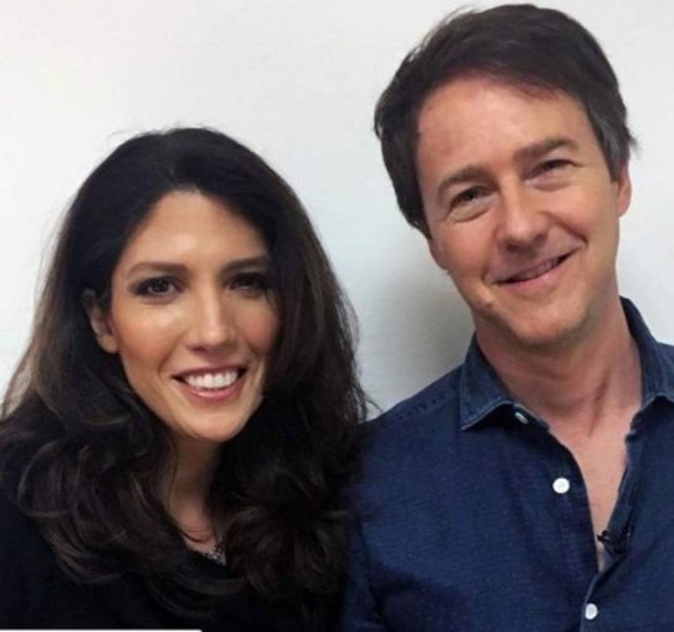 Lynda inició su carrera en el canal de televisión VH1 en la década de los 90, antes de que Jennifer López se convirtiera en una de las estrellas más famosas.