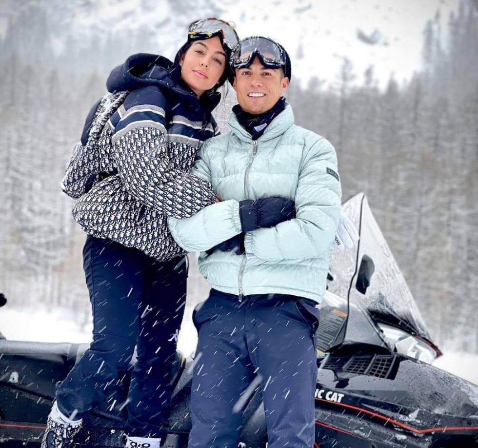 De igual manera, afirmó que a ella (Georgina Rodríguez) nunca le faltó nada, como lo hace ver en la serie, pues su papá siempre le dio todo lo necesario.