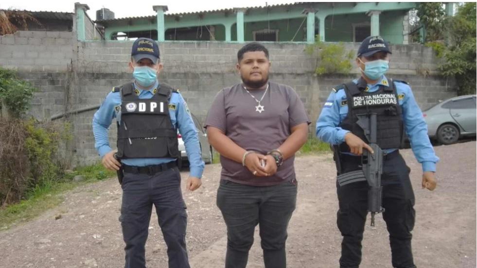 Lo capturan por presuntamente abusar de hija de nueve años