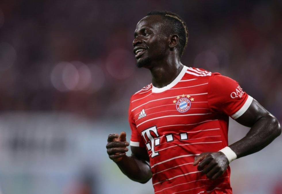 Según Sky Alemania, el senegalés Sadio Mané quiere irse del Bayern Múnich. Varios clubes de la Premier League estarían interesados en ficharle.