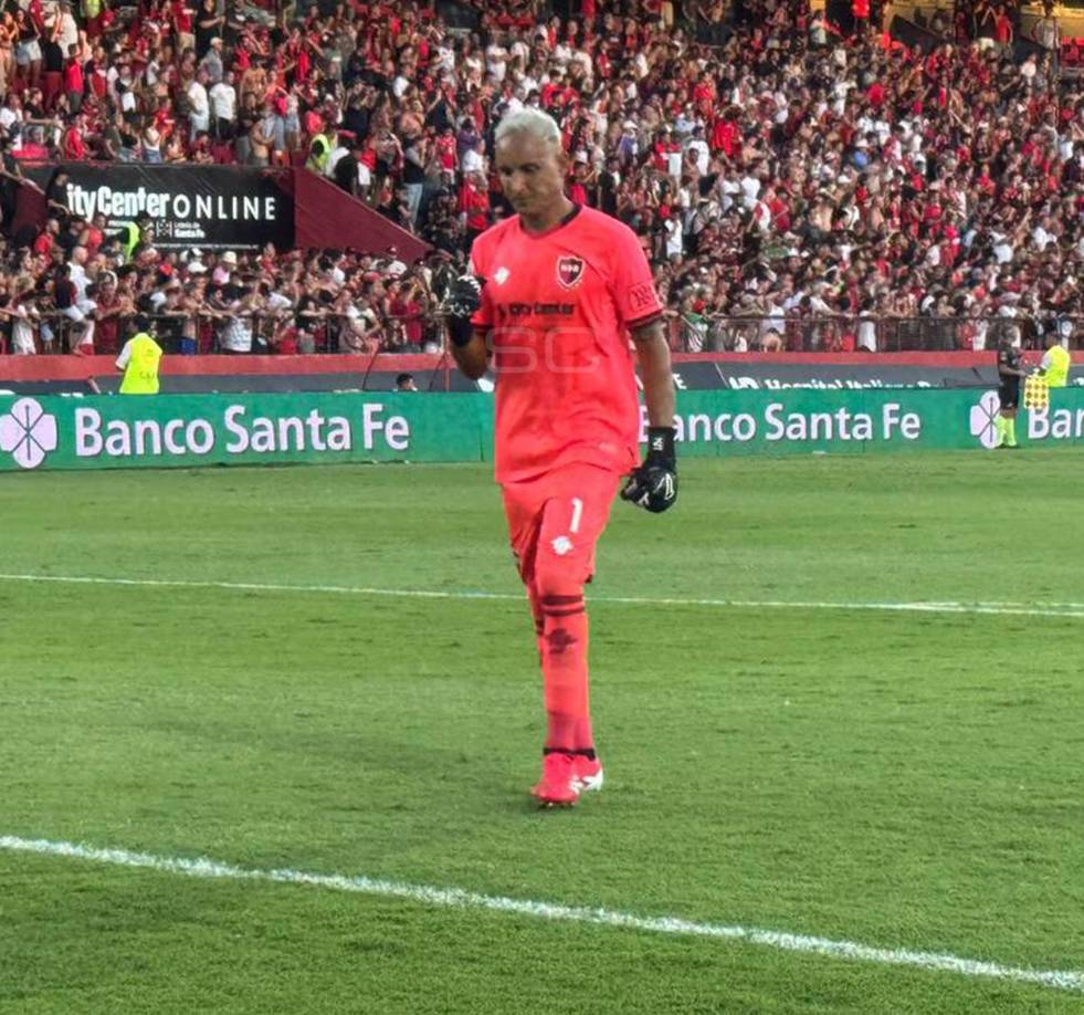 Y es que Keylor Navas durante 2024 sólo había disputado 8 compromisos oficiales: 2 con su selección (uno fue un amistoso contra Argentina) y 6 con el PSG, debido a que era considerado el suplente de Gianluigi Donnarumma.