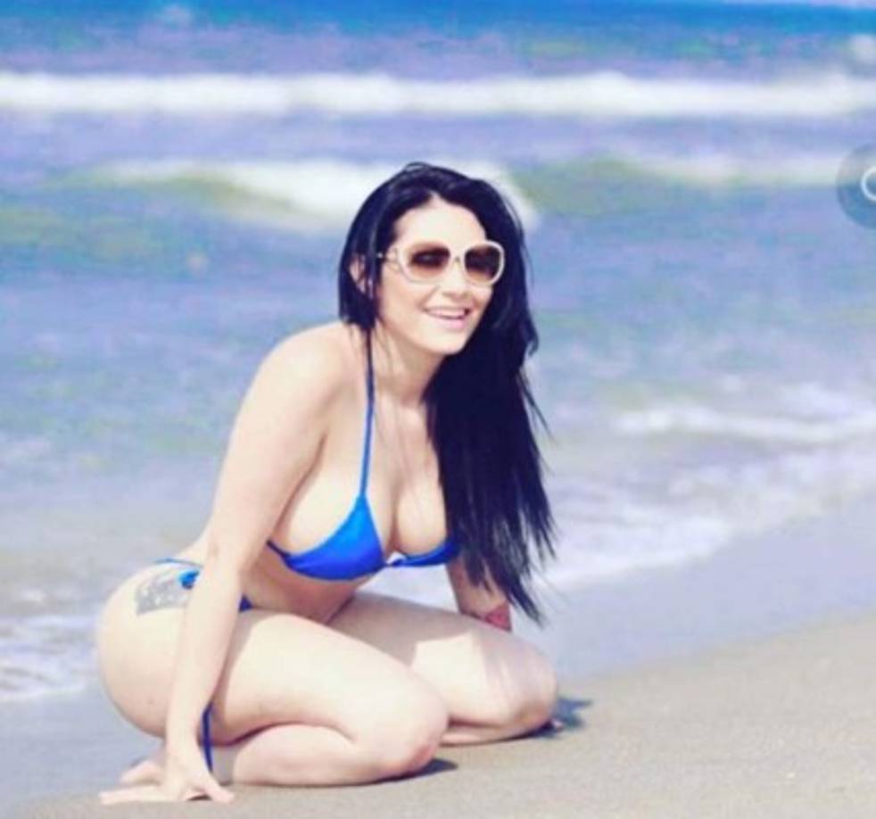 Ariana Herchi - La hondureña ha disfrutado del Verano 2018.