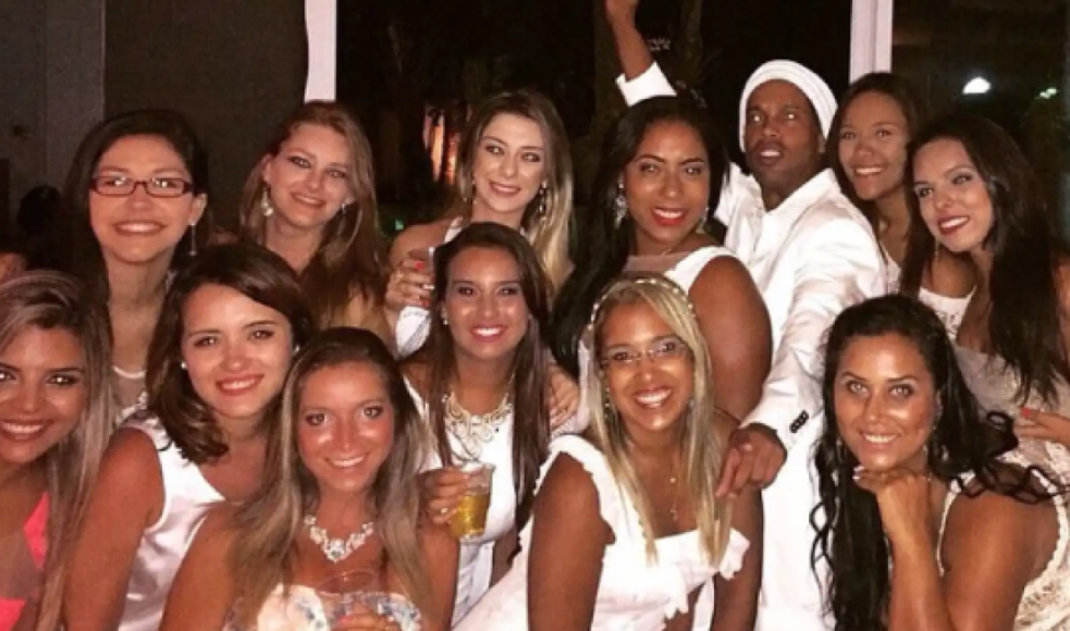 Locura y mujeres: Excompañero de Ronaldinho revela cómo eran sus fiestas