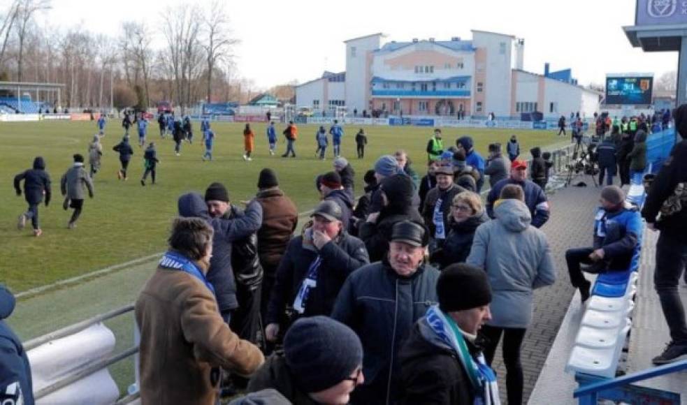 Bielorrusia es el único país de Europa en donde tiene actividad deportiva. Increíblemente, el campeonato comenzó este fin de semana pasado con la presencia de público en sus estadios y pese a registra casos positivos de Covid-19.