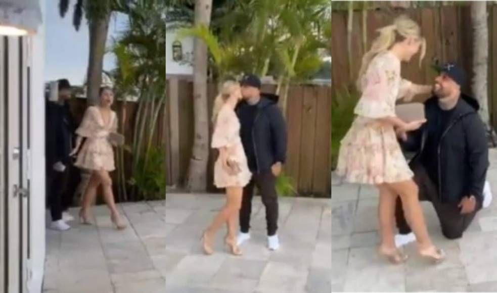 Por la cara de la modelo estadounidense, la propuesta fue una gran sorpresa. El video compartido por ella la muestra muy emocionada mientras Nicky Jam se arrodilla para pedirle matrimonio.