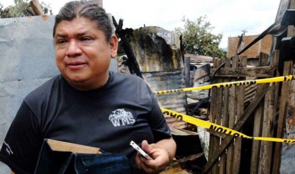 Bomberos de Honduras acudieron a apagar las llamas, pero no evitaron que se consumieran pertenencias de los habitantes. Tres familias fueron afectadas.