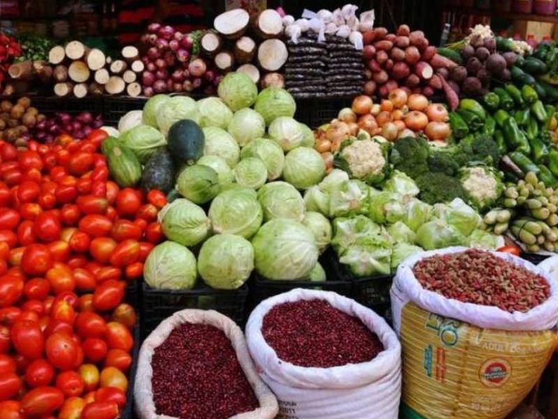 La comisión tripartita del salario mínimo todavía negocia el ajuste para 2024.