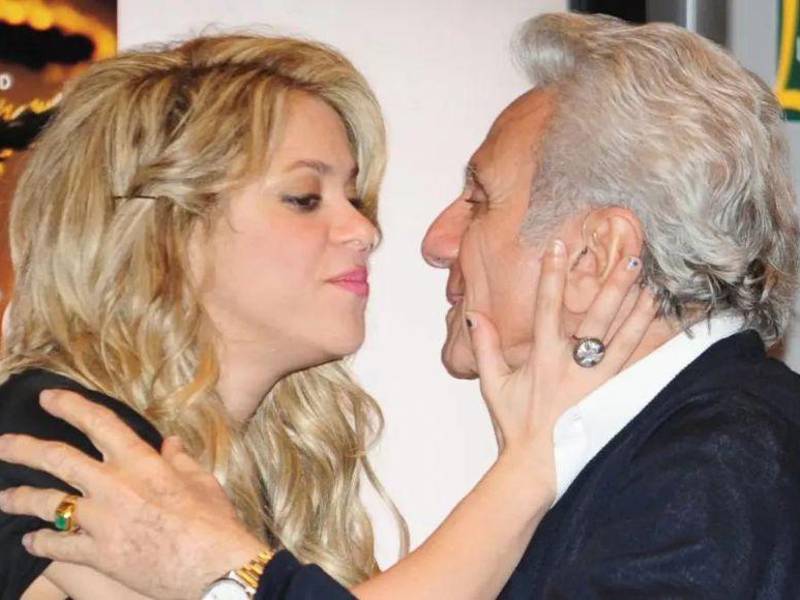La cantante Shakira y su padre.