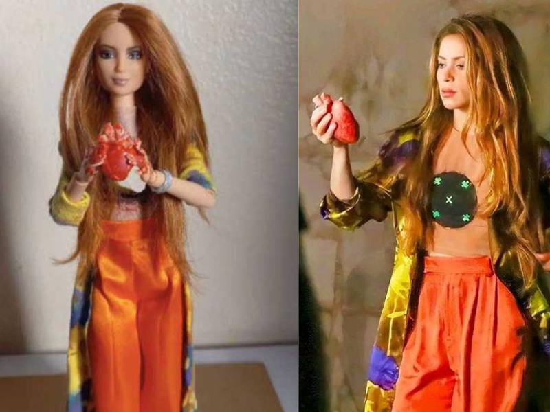 La cantante y su muñeca inspirada en ella.