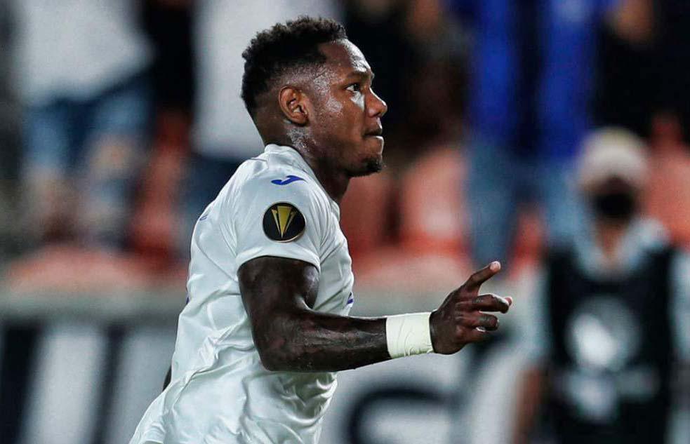 Romell Quioto será el centrodelantero de Honduras contra Costa Rica