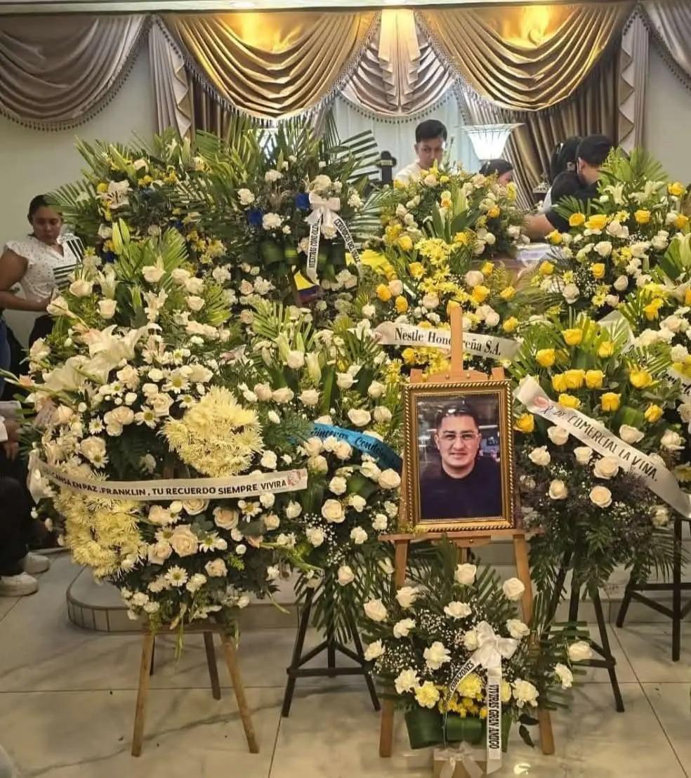 Envían a juicio a policía acusado de colaborar en el asesinato del empresario Franklin Villeda
