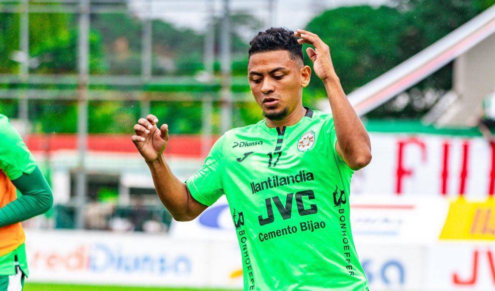 Alexy Vega de Marathón tampoco podía faltar en este llamado. Ha tenido un buen arranque con el conjunto verdolaga con golazos, actuaciones y siendo figura del cuadro sampedrano. 