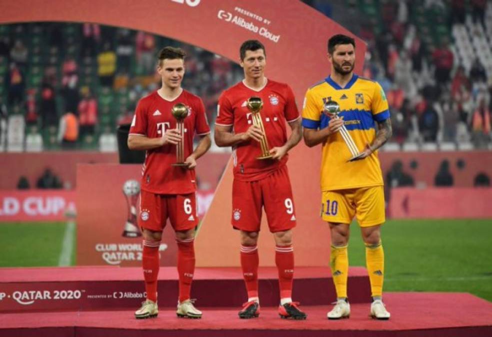 Robert Lewandowski conquistó el Balón de Oro del Mundial de Clubes, André-Pierre Gignac el de plata y su compañero Joshua Kimmich el de bronce.