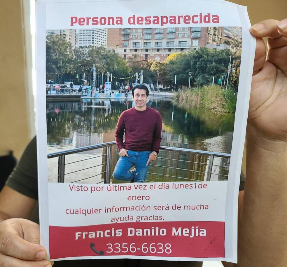 Según el informe forense, sus restos, en avanzado estado de descomposición, requerían una prueba dactilar para confirmar su identidad.