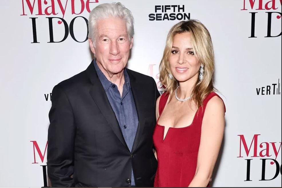 Richard Gere se siente mejor tras hospitalización en México