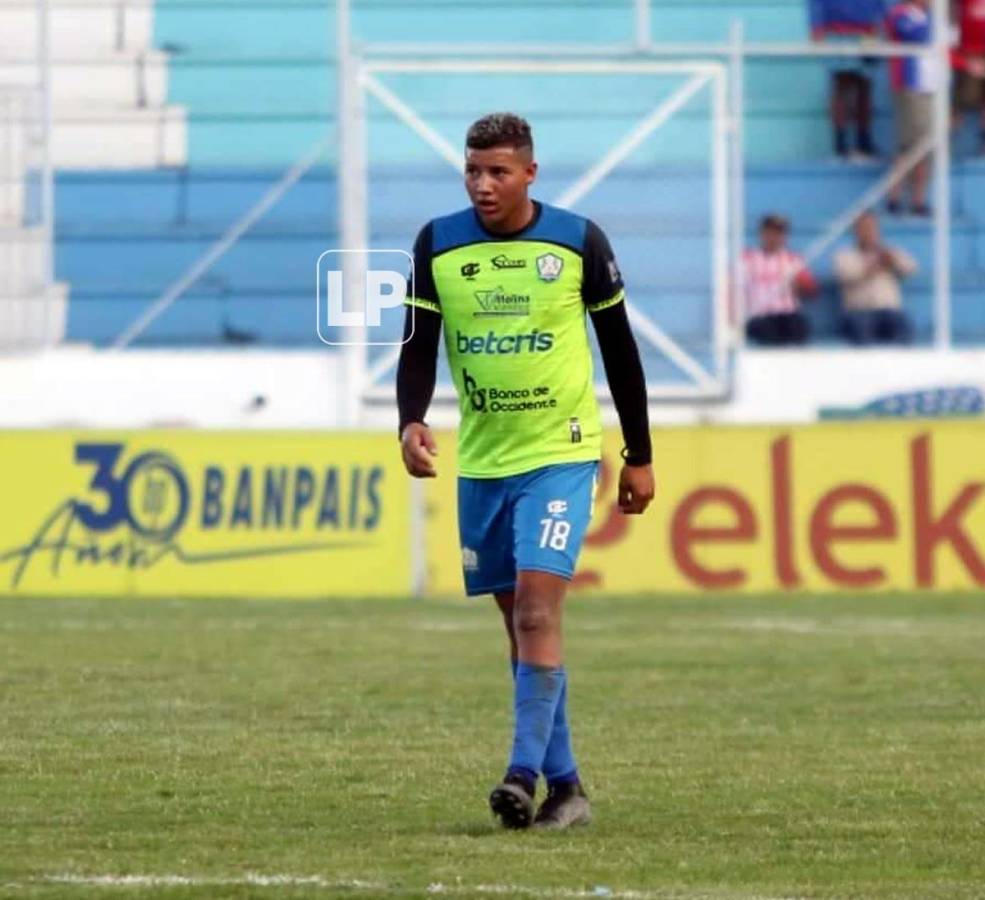 El joven delantero marcó su primer gol en la Primera División del fútbol hondureño y lo hizo ante el Olimpia para sumar un vital triunfo.