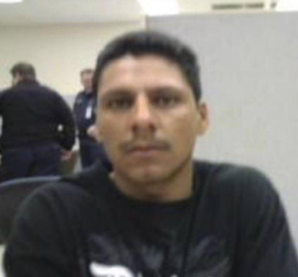 La gente en su localidad rural al norte de Houston, Texas, está acostumbrada a que la gente dispare sus armas para relajarse, pero el viernes por la noche ya era tarde y García tenía un hijo de un mes de edad que no paraba de llorar. 