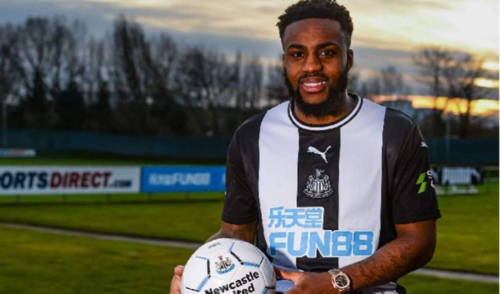 El internacional inglés Danny Rose llega al Newcastle United en calidad de cedido por el Tottenham Hotspur hasta el final de la temporada. El lateral izquierdo de 29 años es el tercer fichaje después de las llegadas de Nabil Bentaleb y Valentino Lazaro.