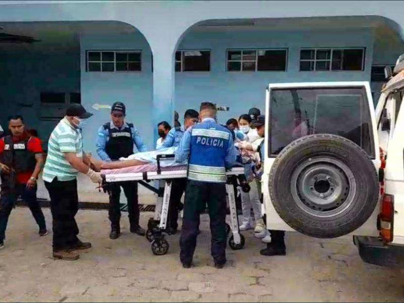 William Quiroz fue trasladado a San Pedro Sula tras recibir un disparo en la cabeza.