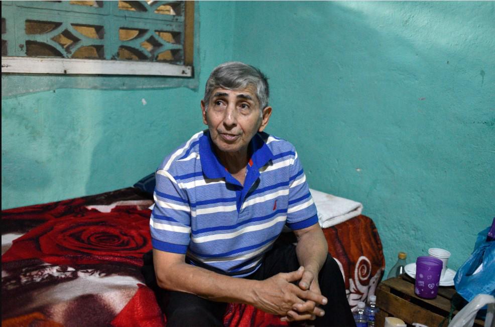 “Es grato tener una cama”: Ingeniero rescatado de las calles