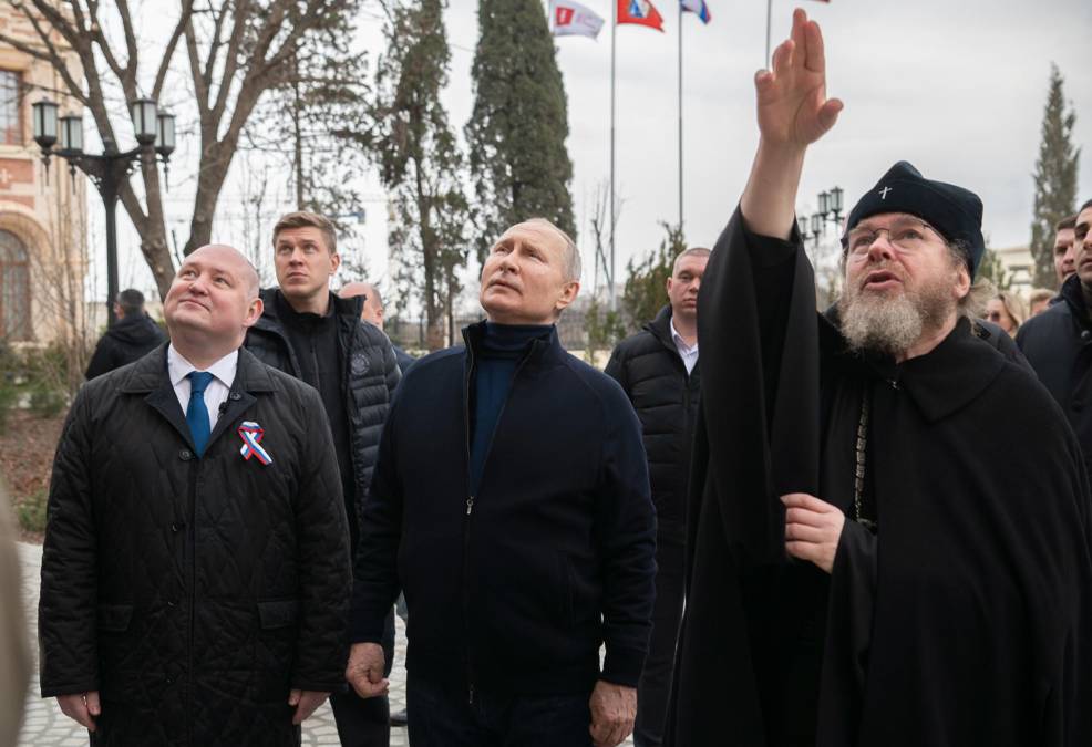 El sábado, Putin viajó por sorpresa a la península de Crimea en el noveno aniversario de su anexión por Rusia.