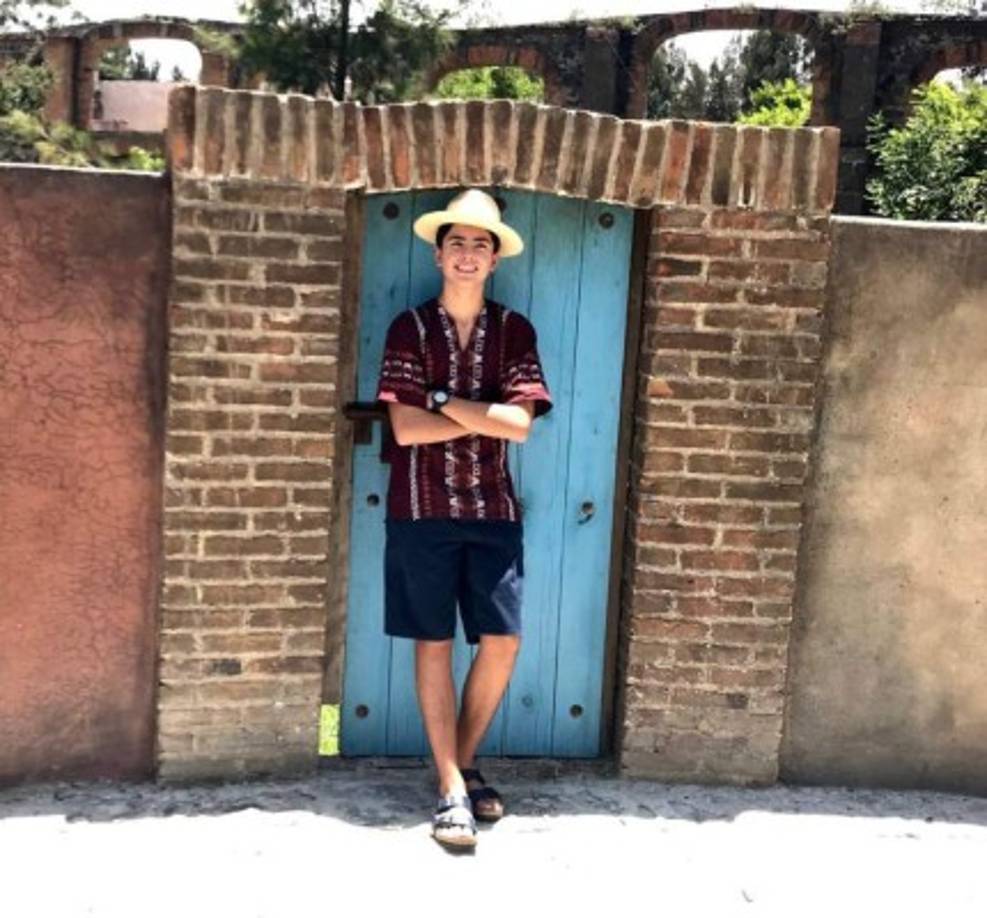 Según medios mexicanos, el joven de 15 años no comparte con los tres hijos mayores de Peña Nieto.