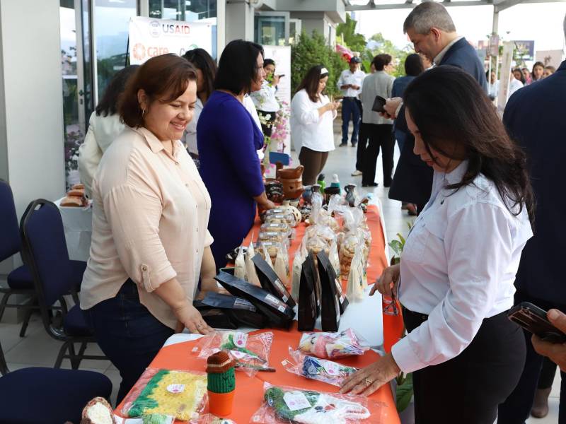 En un ambiente de compañerismo y felicidad por los logros alcanzados, la Agencia de los Estados Unidos para el Desarrollo Internacional (Usaid) realizó este viernes la clausura del Mujer Prospera Challenge 2023.