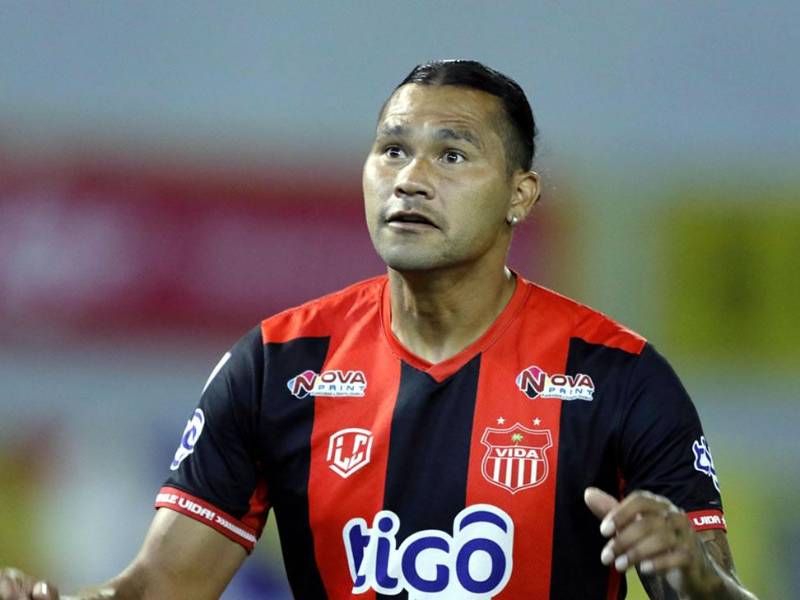 Carlos ‘Gullit‘ Peña será de la partida el sábado con el Vida en Choluteca ante los Lobos de la UPN.