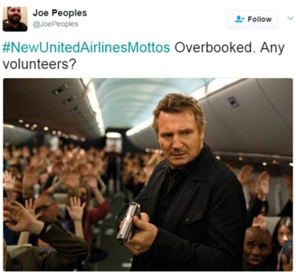 El pasajero, identificado como un doctor de origen vietnamita, fue sacado a rastras de un avión de United que necesitaba acomodar a su tripulación tras sobrevender los pasajes.
