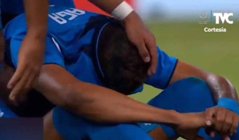 Tras el final del partido, Kervin Arriaga rompió en llanto ya que sabía que se pierda la semifinal ante EUA en donde la H buscará el boleto a los Juegos Olímpicos de Tokio.