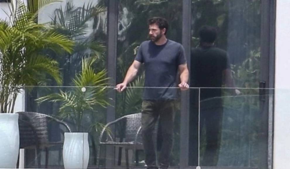 Por su parte, Affleck, de 48 años, rompió a inicios de año con la actriz cubana Ana de Armas.