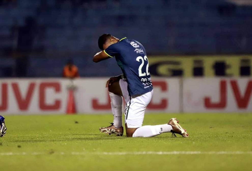 La emoción de Kilmar Peña tras marcar su primer gol del Torneo Clausura 2023 con el Marathón.