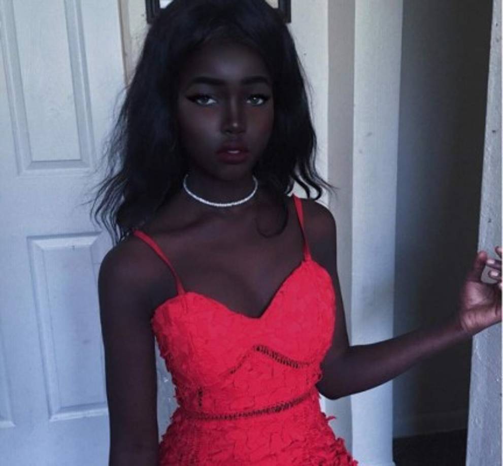 Por su popular belleza fue nombrada como la ‘barbie negra’.