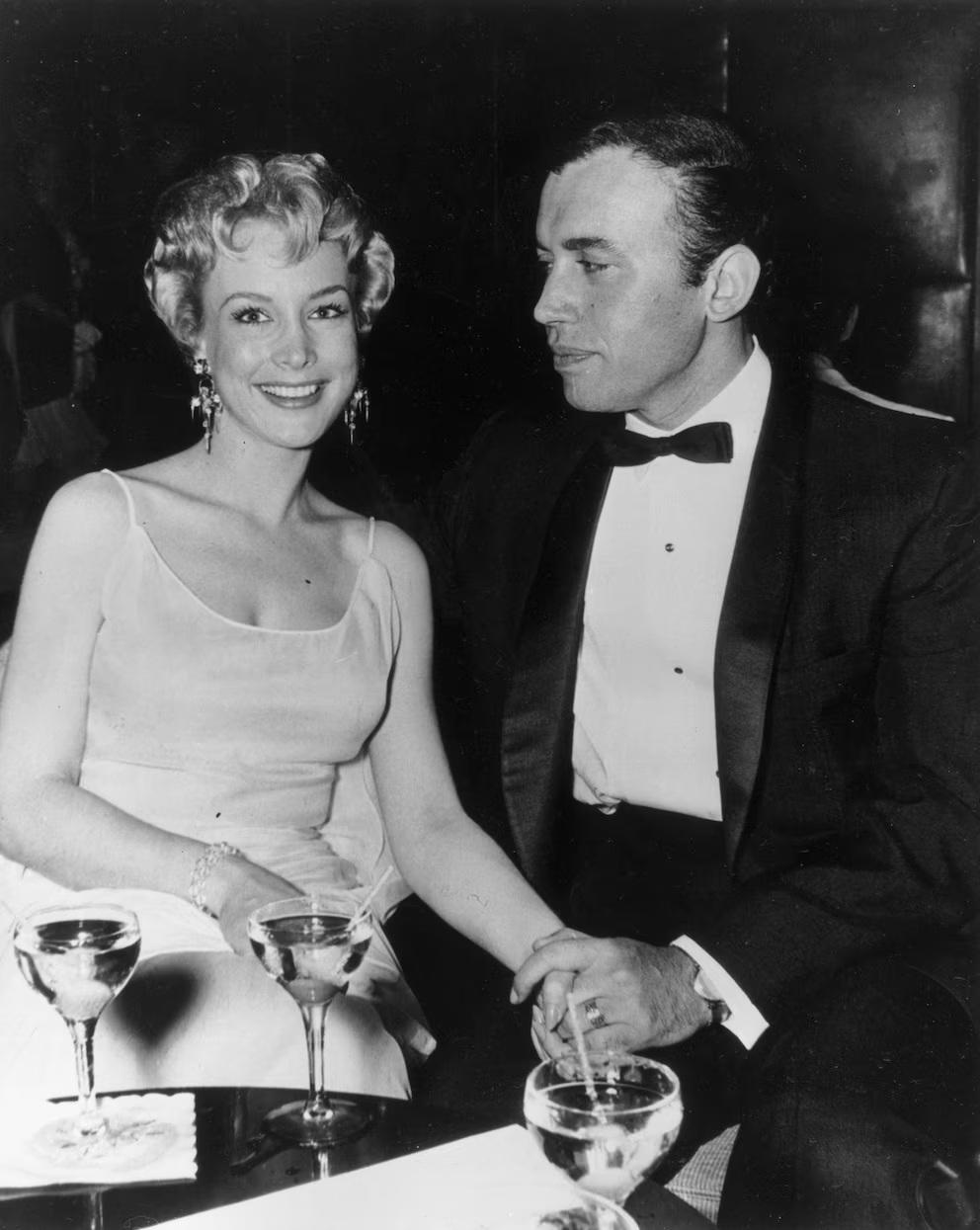 Bárbara Eden celebra 95 años y sigue abierta a nuevos papeles como actriz