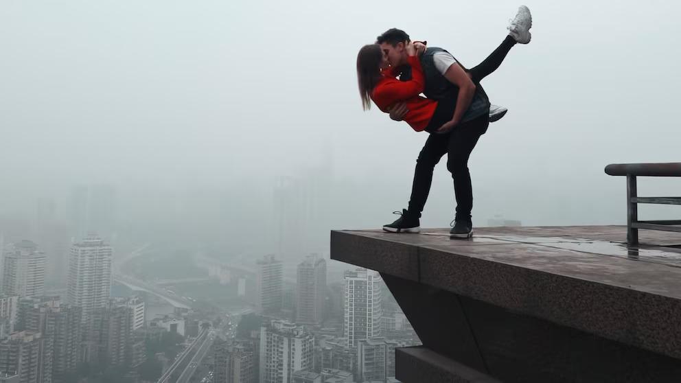 Escalaron el Empire State, se comprometieron en la cima y terminaron detenidos