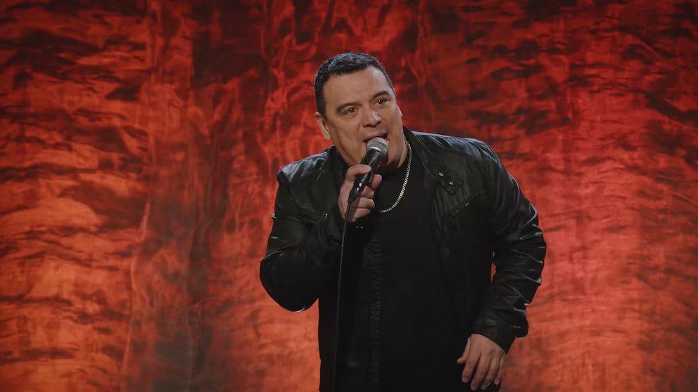 Uno de los mayores evasores de impuestos de California: acusan a comediante hondureño Carlos Mencía