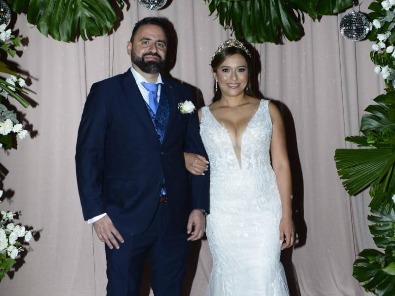 Sully Escobar y Manuel García se juran amor eterno