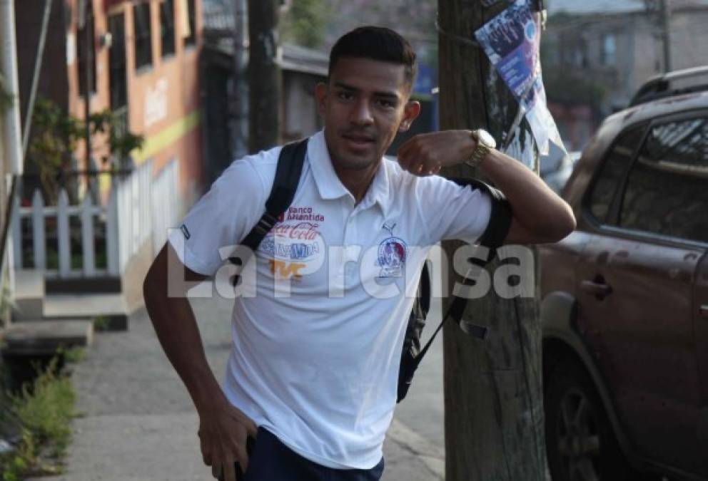 El equipo merengue se trasladó vía terrestre a Tocoa y se espera que para el duelo ante el Marathón se haga una sola gira y permanezcan en la zona norte del país hasta el fin de semana.