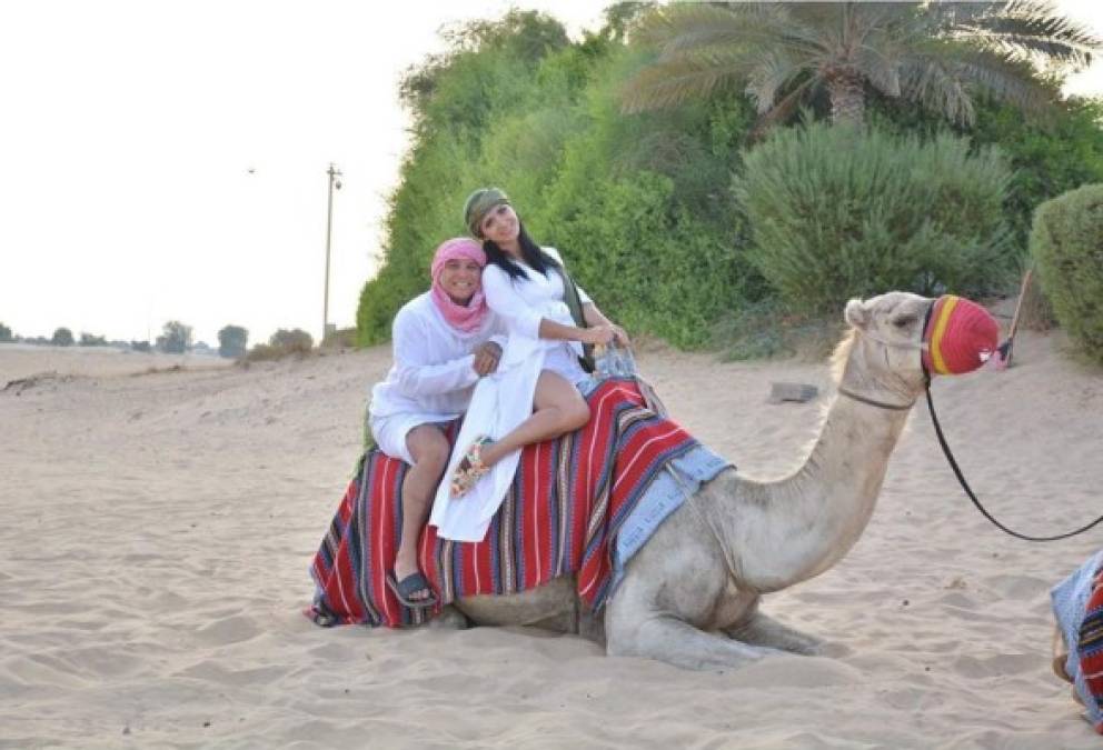 Kimberly y Edwin también han compartido como pasaron su luna de miel en Dubai.