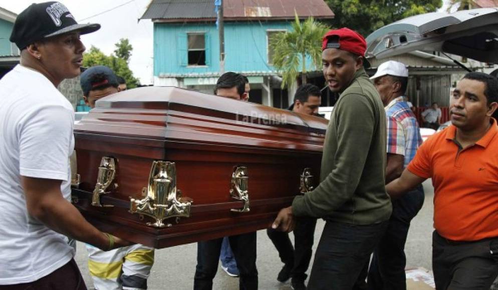 Desde este martes en horas de la tarde ha comenzado lo que es el velatorio de Juan Carlos García, futbolista que fue mundialista con Honduras en Brasil 2014.