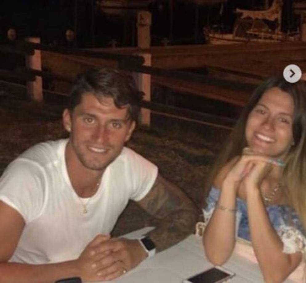 'Mi hermano es la persona más importante para mí, le agradezco a mis padres y a Dios por el hermano que me dio, estoy mur orgullosa de él', señaló Daniela al hablar sobre el defensor argentino Esteban Espíndola del Olimpia.