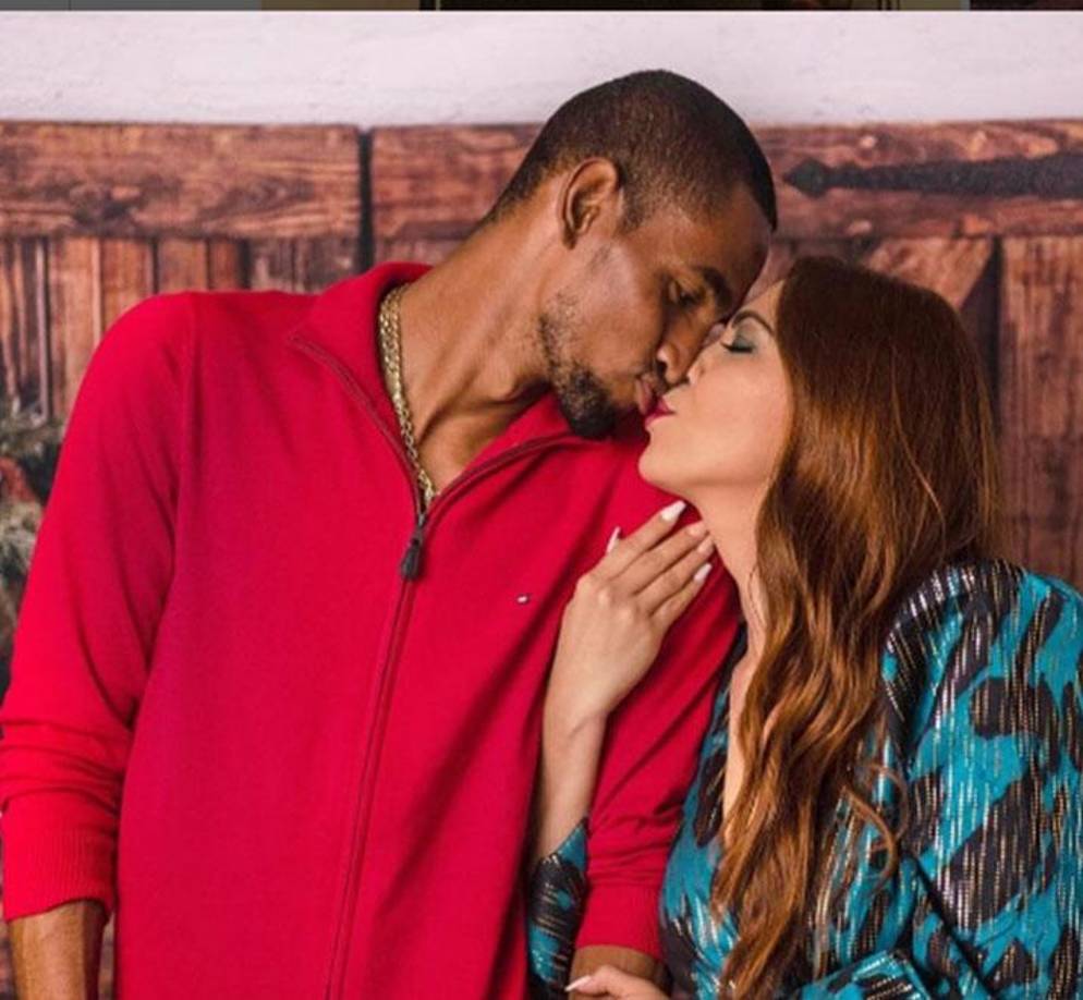 Jerry Bengtson: El delantero del Olimpia tiene como esposa a Yarely Espinal.