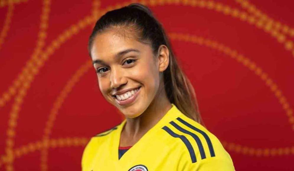  Lamentablemente la hondureña Elexa Bahr no tuvo accción en la justa mundialista femenina, pero estuvo acompañando a la plantilla en el sueño mundialista de Colombia.
