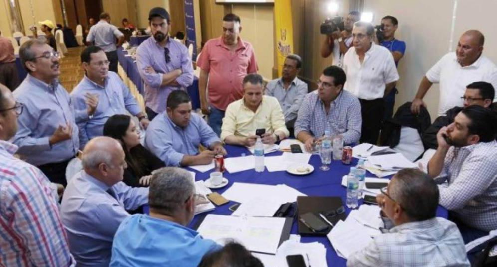 ¡Increíble! Posponen sesión donde se definirá la denuncia contra Real Sociedad y Victoria