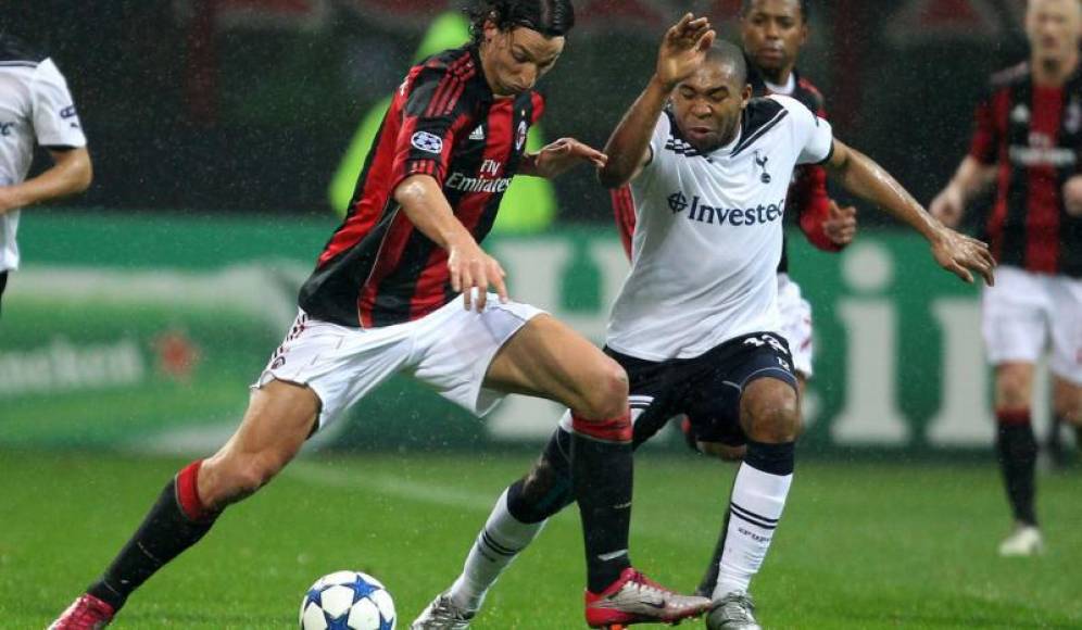 En esa temporada, Palacios se enfrentó a equipos como el Inter Milán, Real Madrid, Milán y el Werder Bremen. 