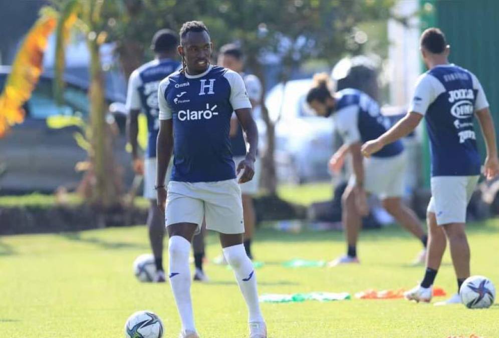 Alberth Elis: El veloz delantero estará en el 11 inicial de Honduras para el choque contra Jamaica.