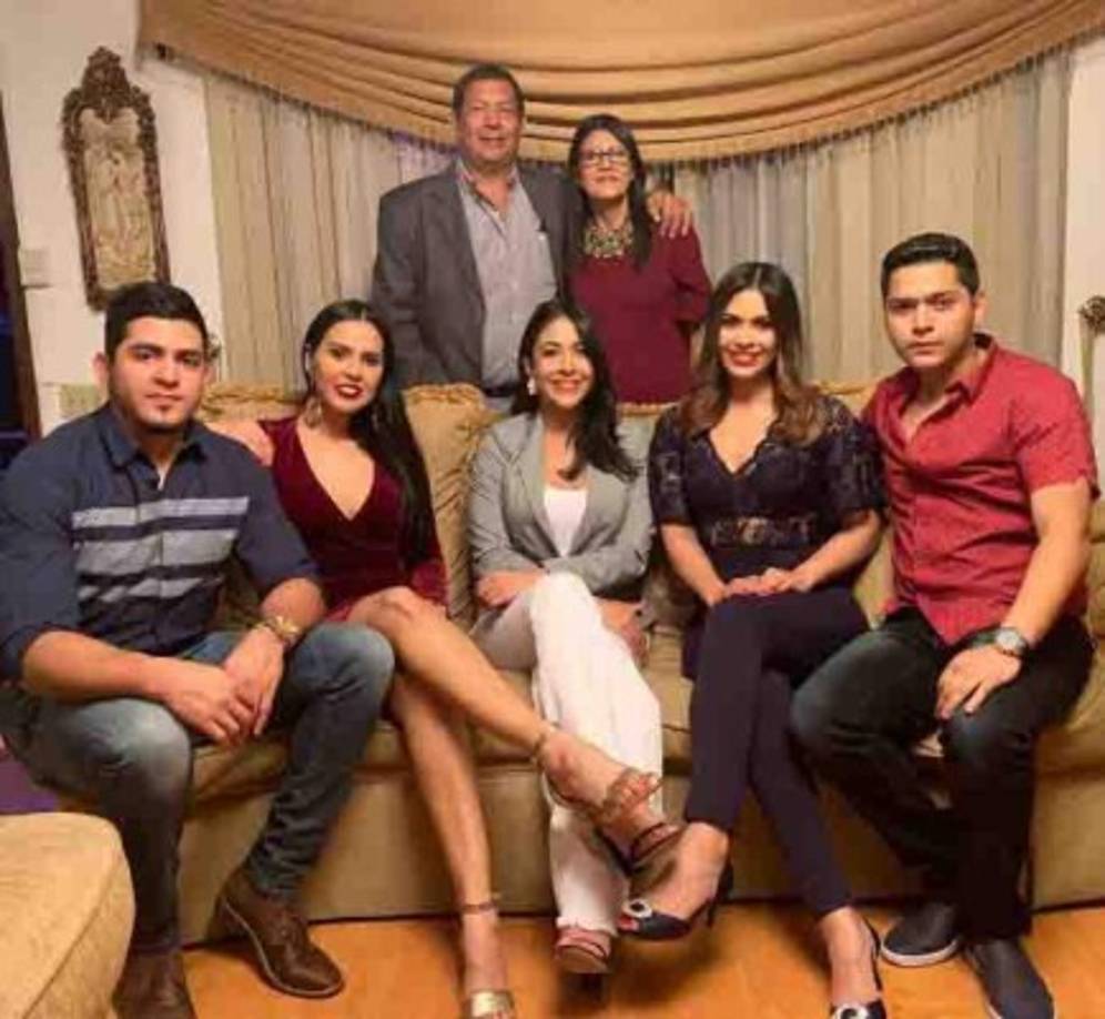 Loren Mercadal despidió el 2018 y recibió el 2019 en familia.